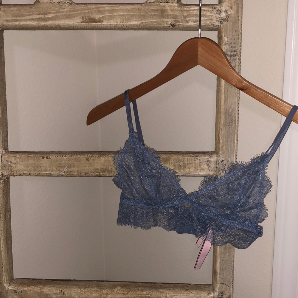 BLUE LAVENDER LACE BRALETTE